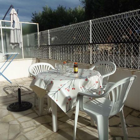 Joli Studio Calme Avec Terrasse Appartement Nice Buitenkant foto